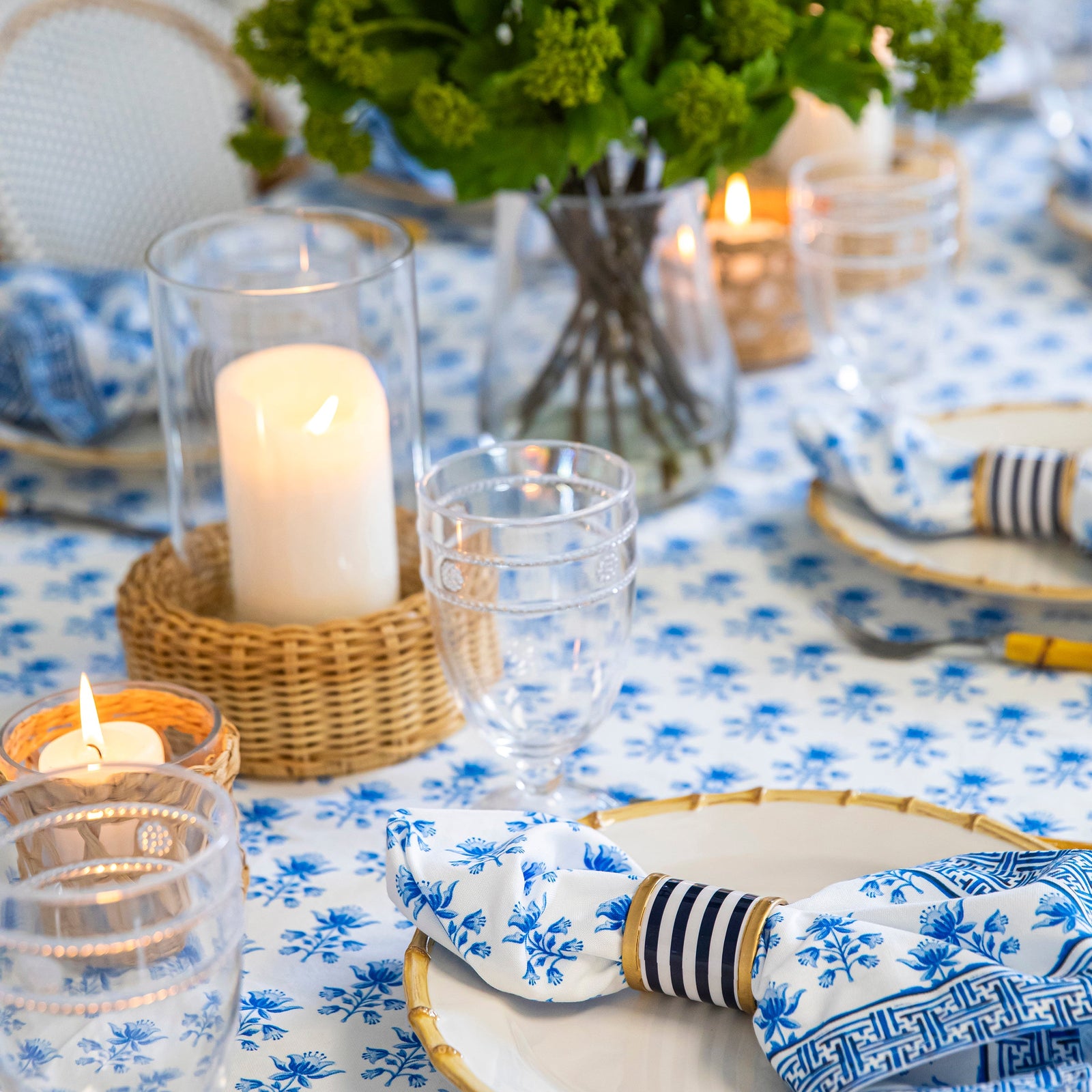 5 Easy Fall Centerpiece Ideas That Leave Room for Dinner