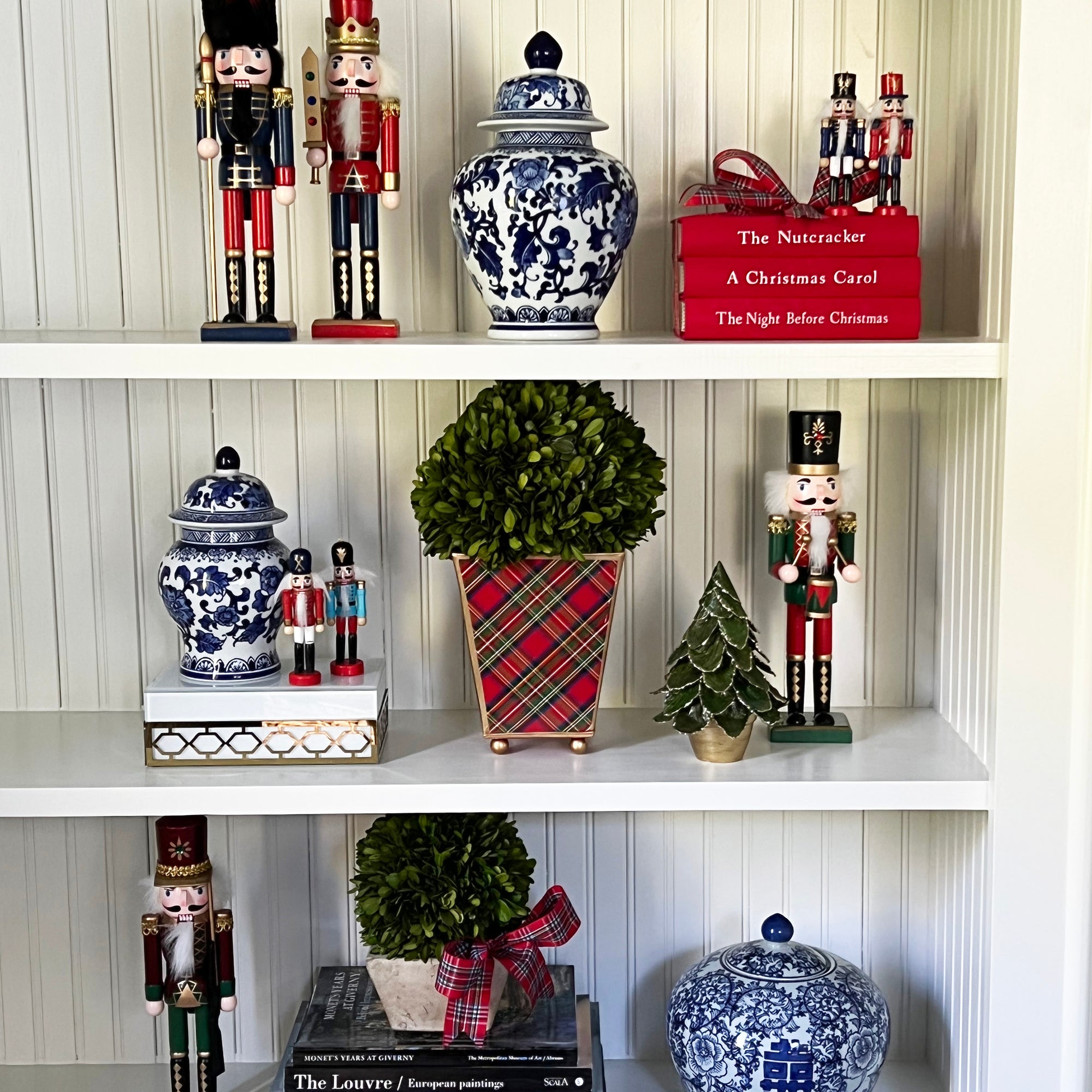 WH Holiday Party | Style Holiday Bookshelves
