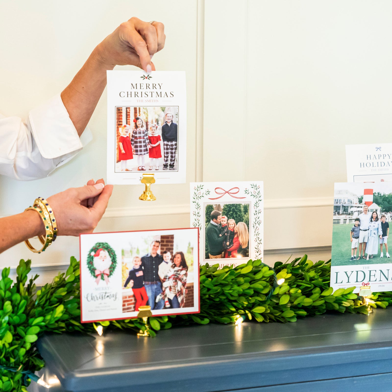 How to Choose the Perfect Holiday Photo Card for Your Family