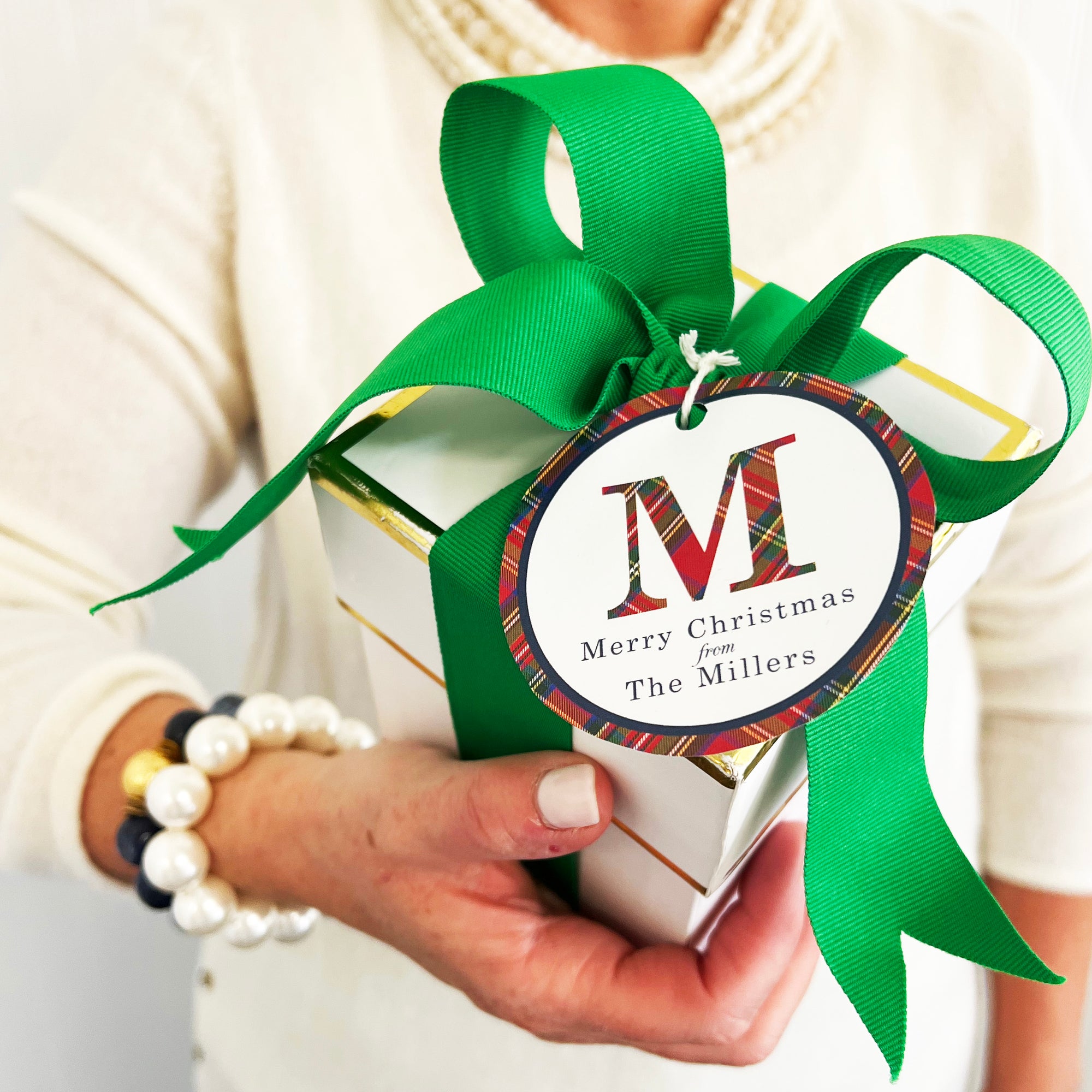 NEW!  Round Gift Tags