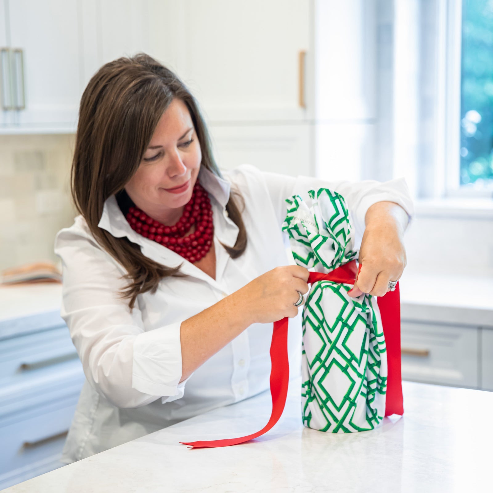Cute Ways to Wrap a Bottle