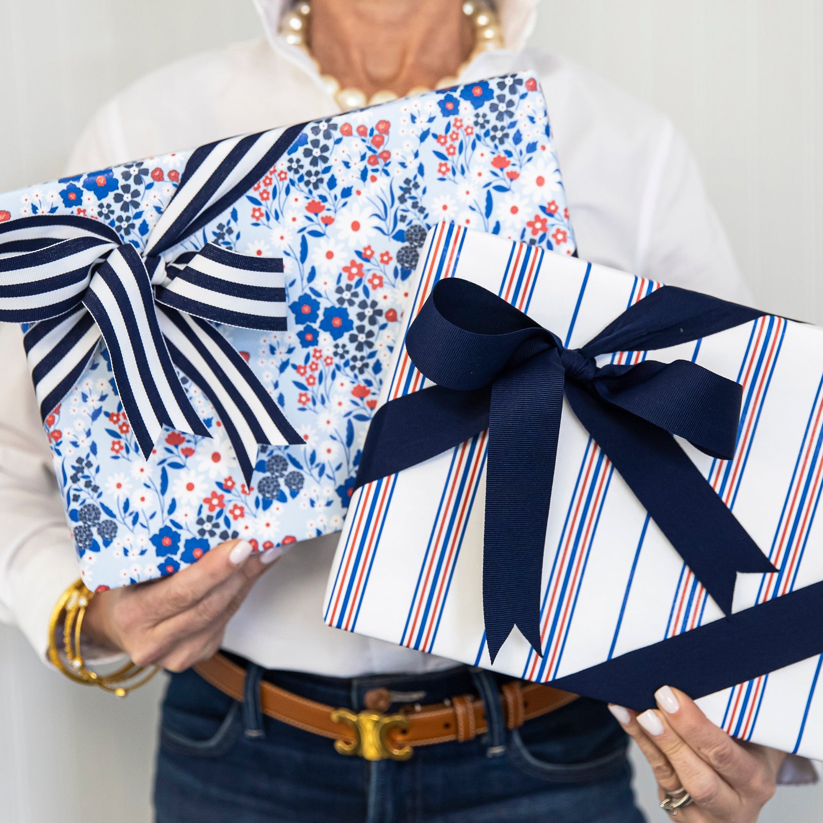Continuous Roll Gift Wrap | Americana Floral
