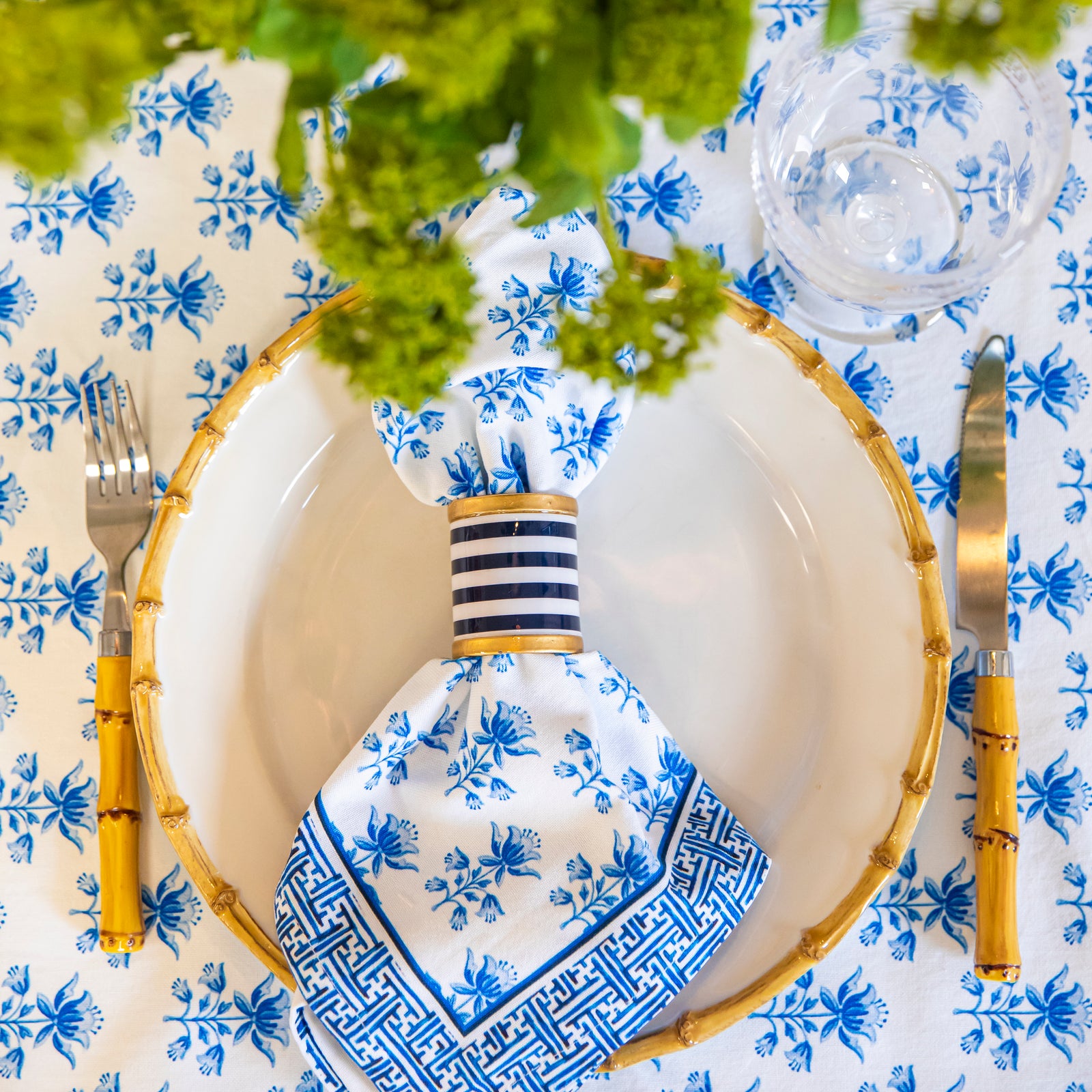 Tulip Block Print Dinner Napkins | Set of 4