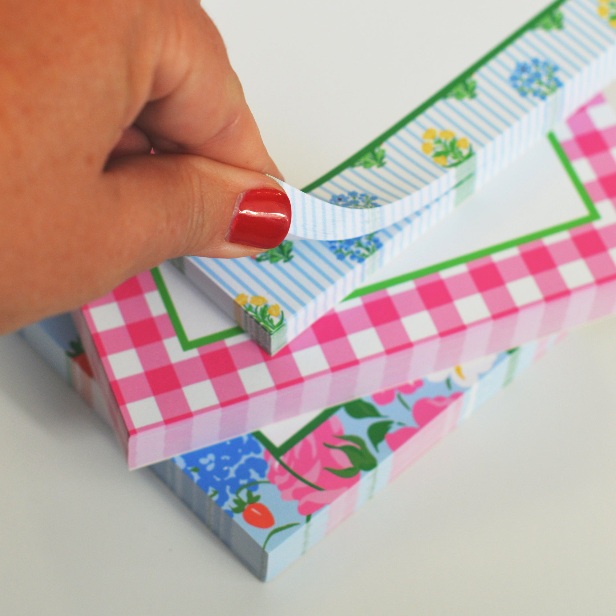 Stock Shoppe: 5x7 Hot Pink Gingham Notepad
