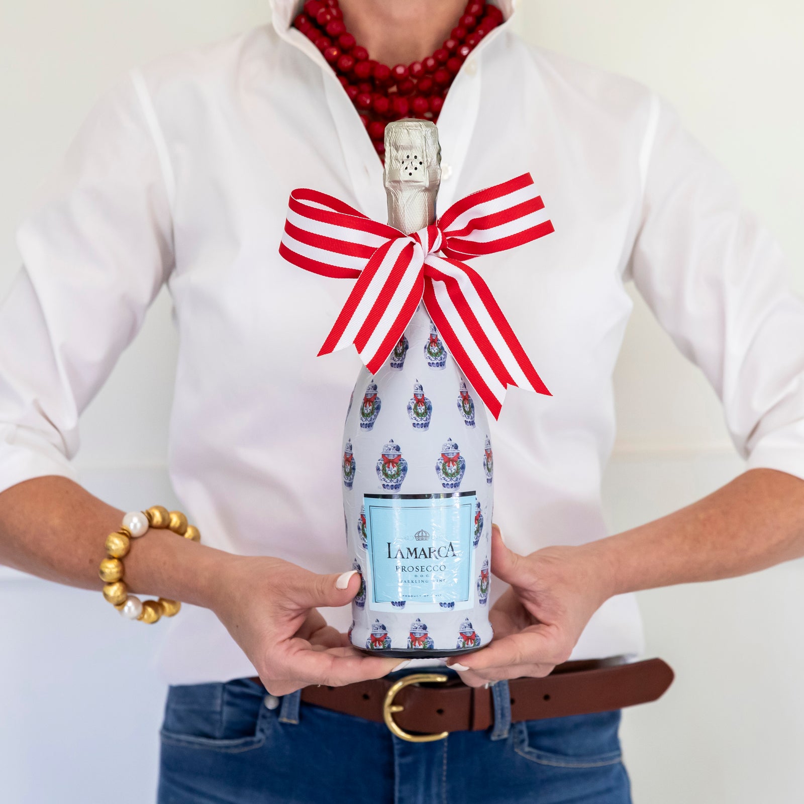 Beau Bottles x WH Hostess Bottle Wrap | Ginger Jar with Wreath