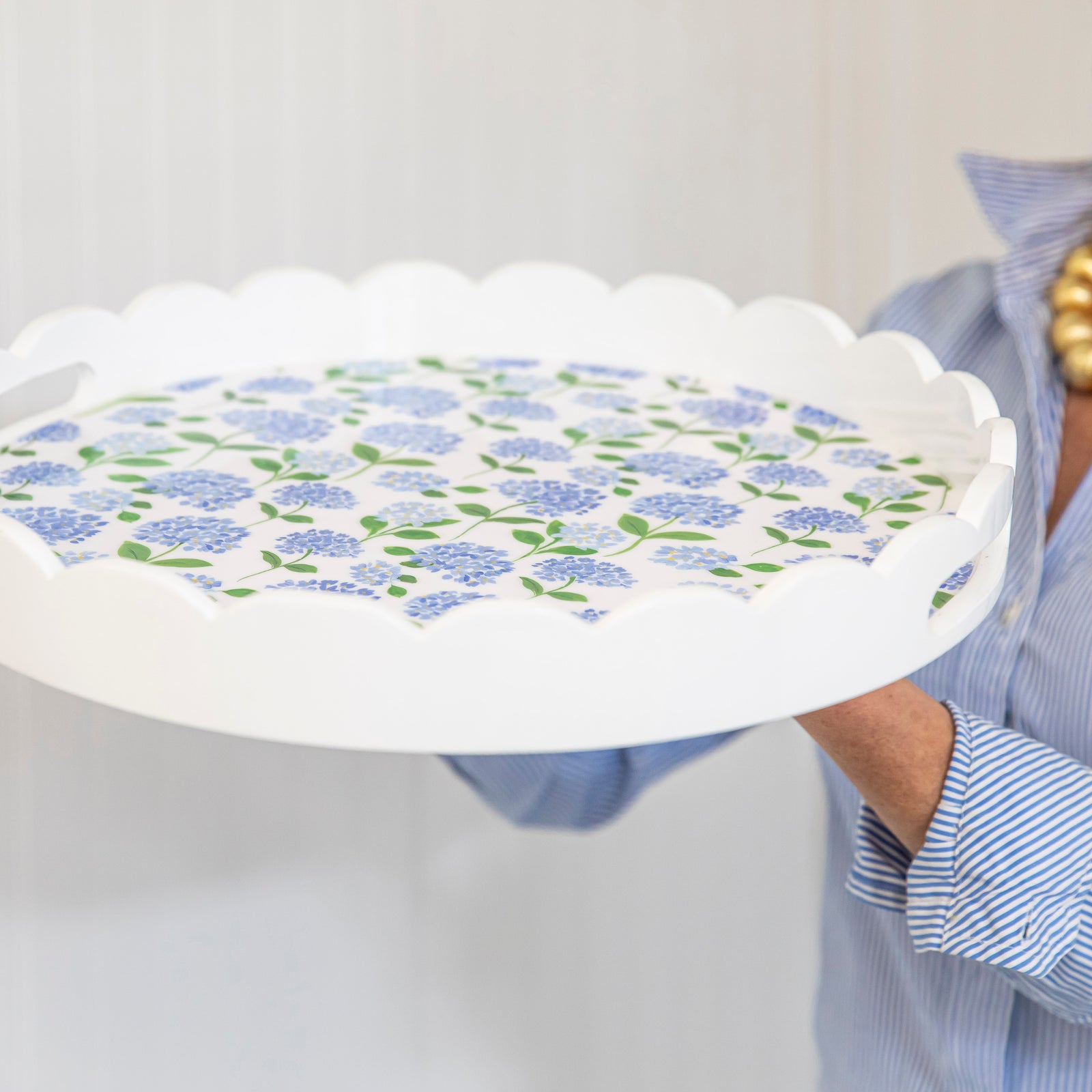 Blue Hydrangeas 16" Round Scalloped Lacquer Tray