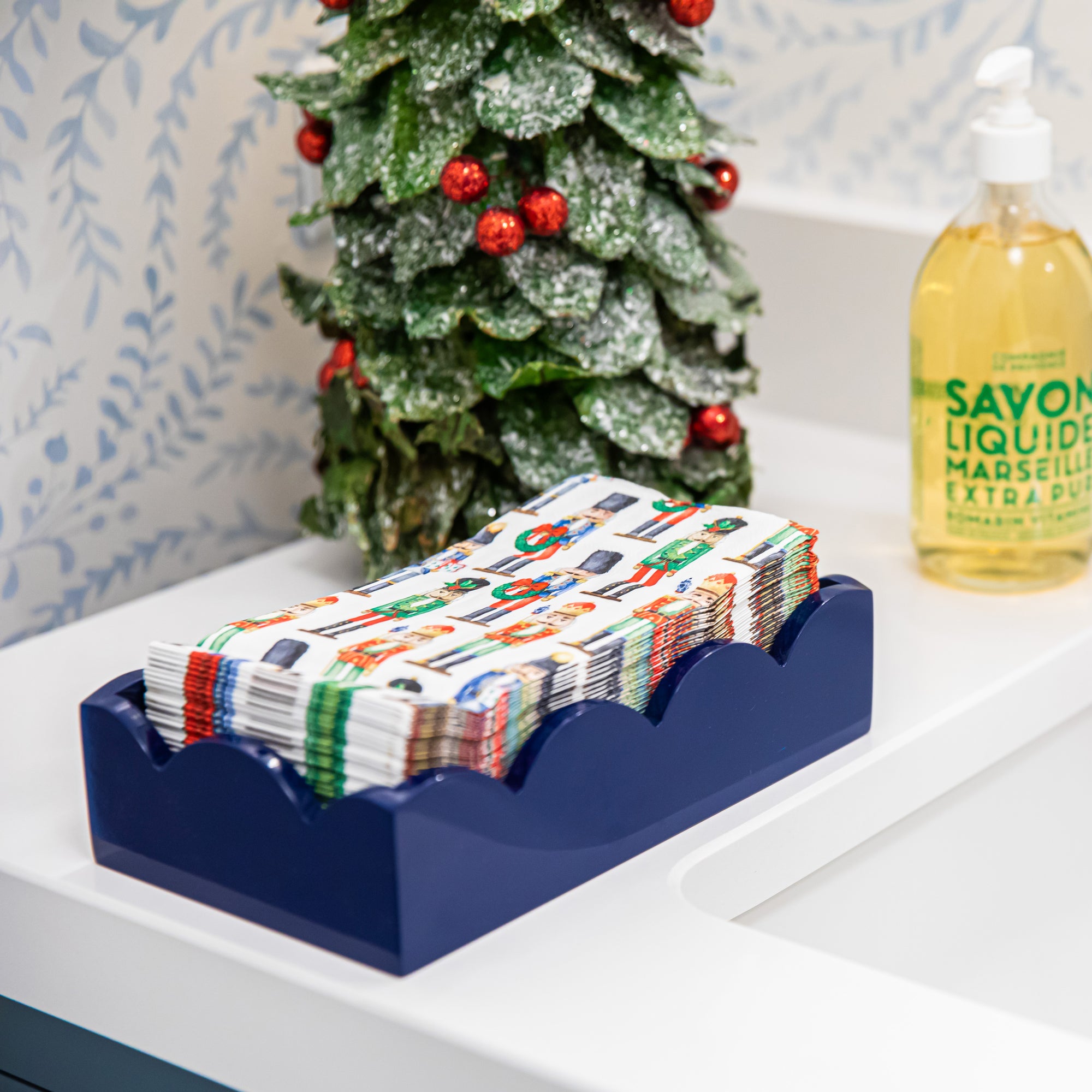 Navy Lacquered Scalloped Guest Towel Holder