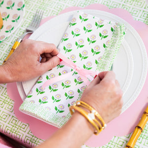 Pink Daisy Dinner Napkins | Set of 4