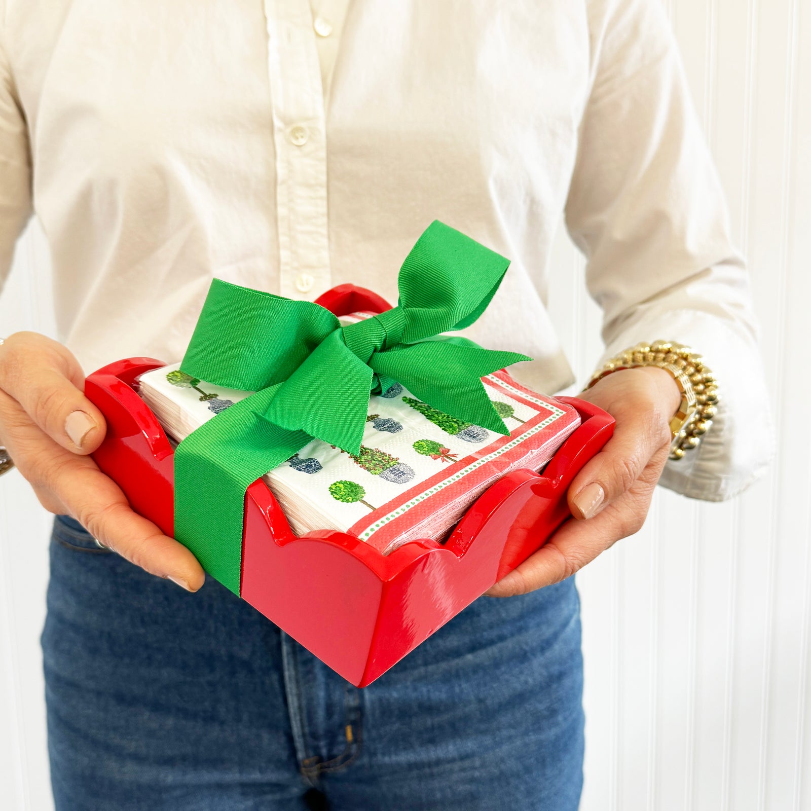 Red Lacquered Scalloped Cocktail Napkin Holder