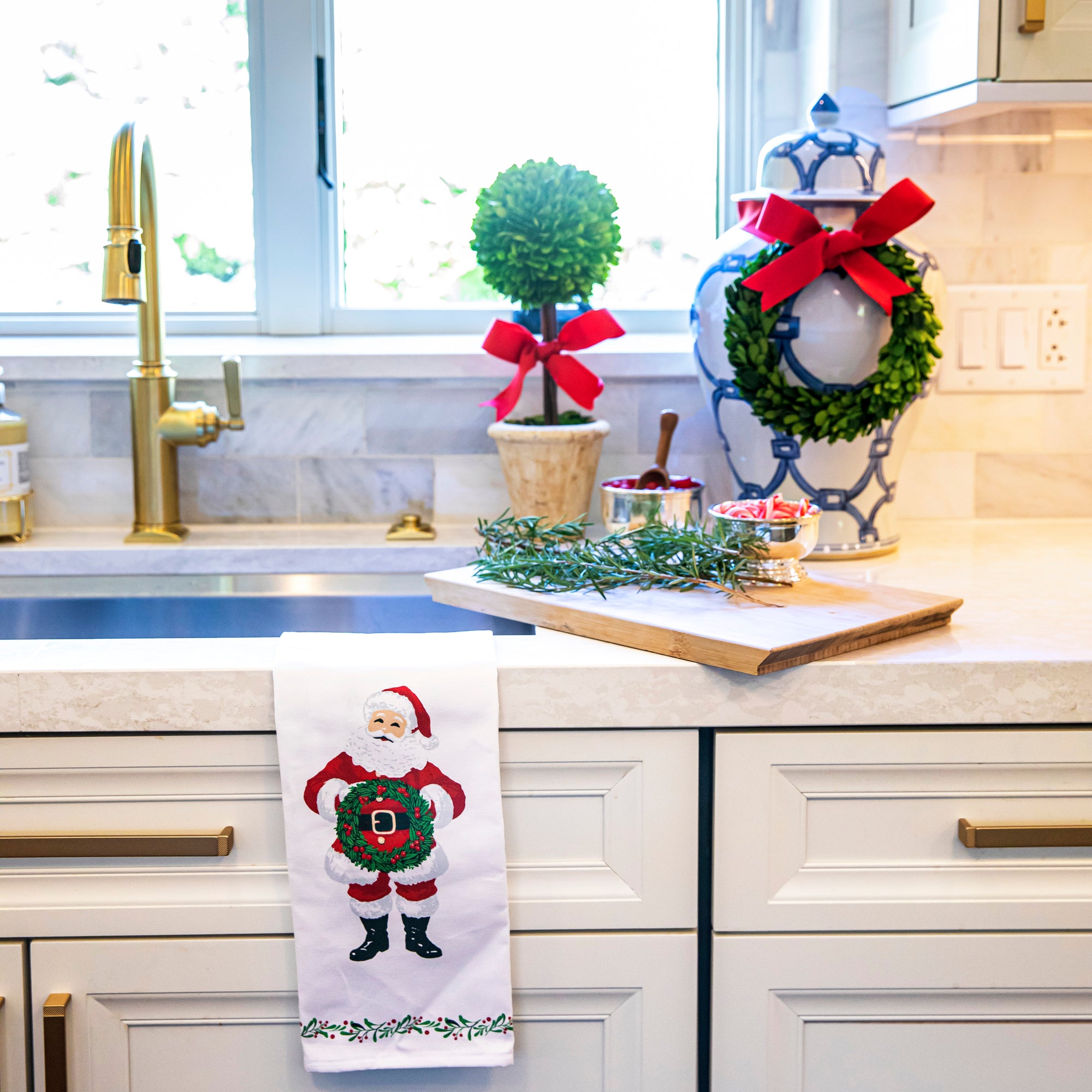 WH Hostess Cotton Tea Towel | Santa with Wreath
