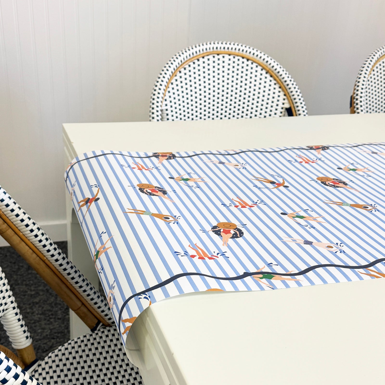 Paper Table Runner | Swimmers
