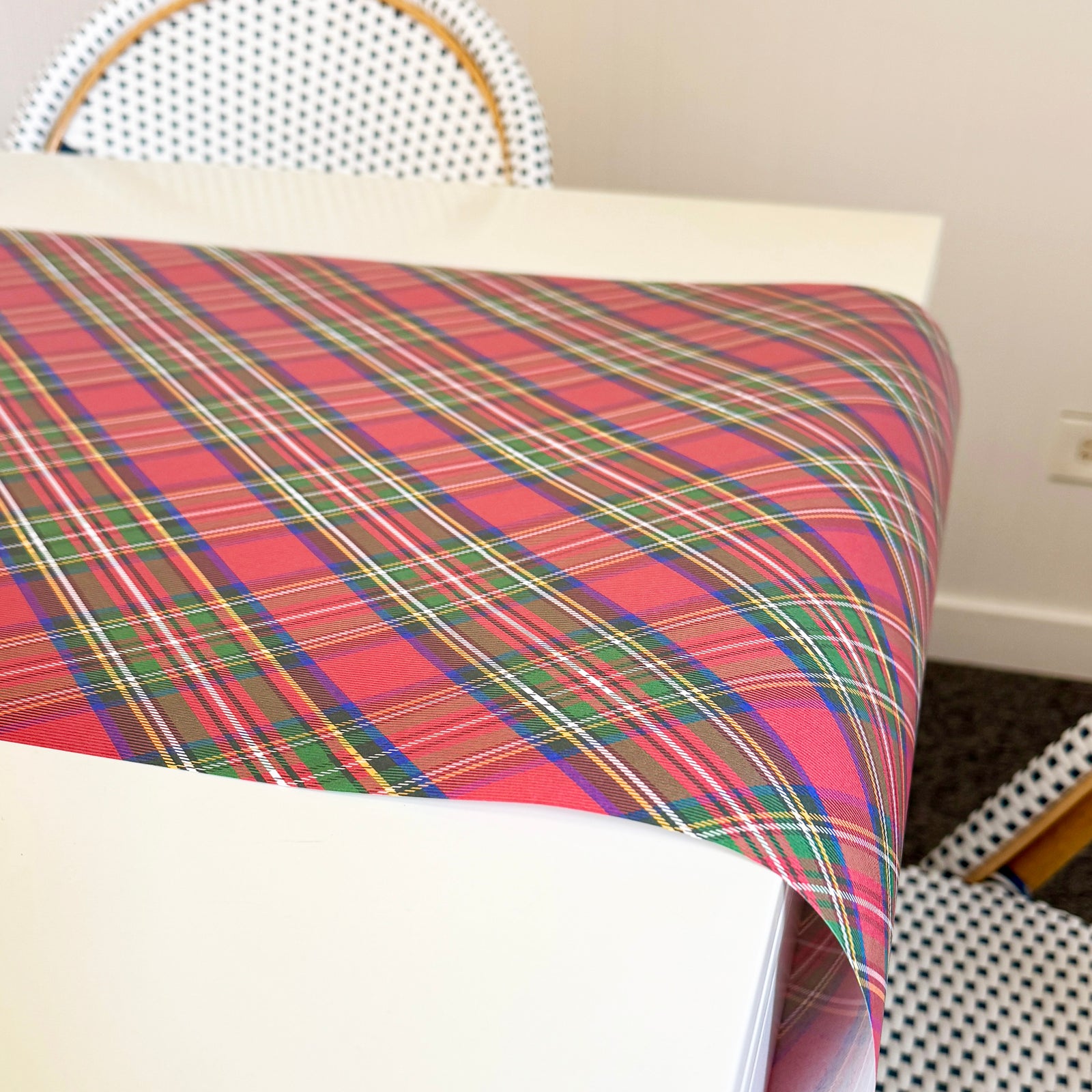 Paper Table Runner | Tartan Plaid