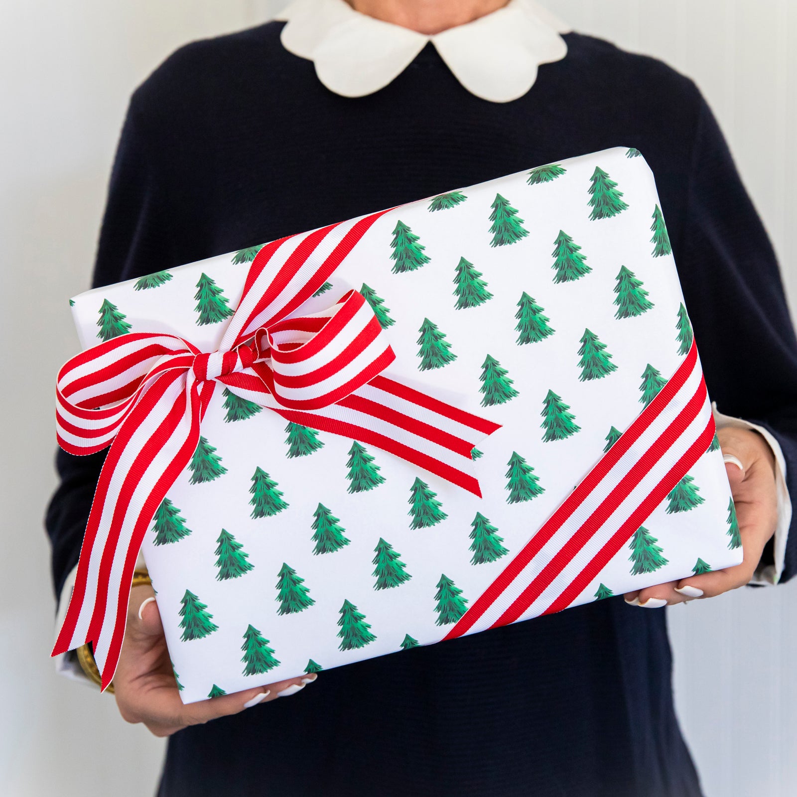 Continuous Roll Gift Wrap | Christmas Tree Farm