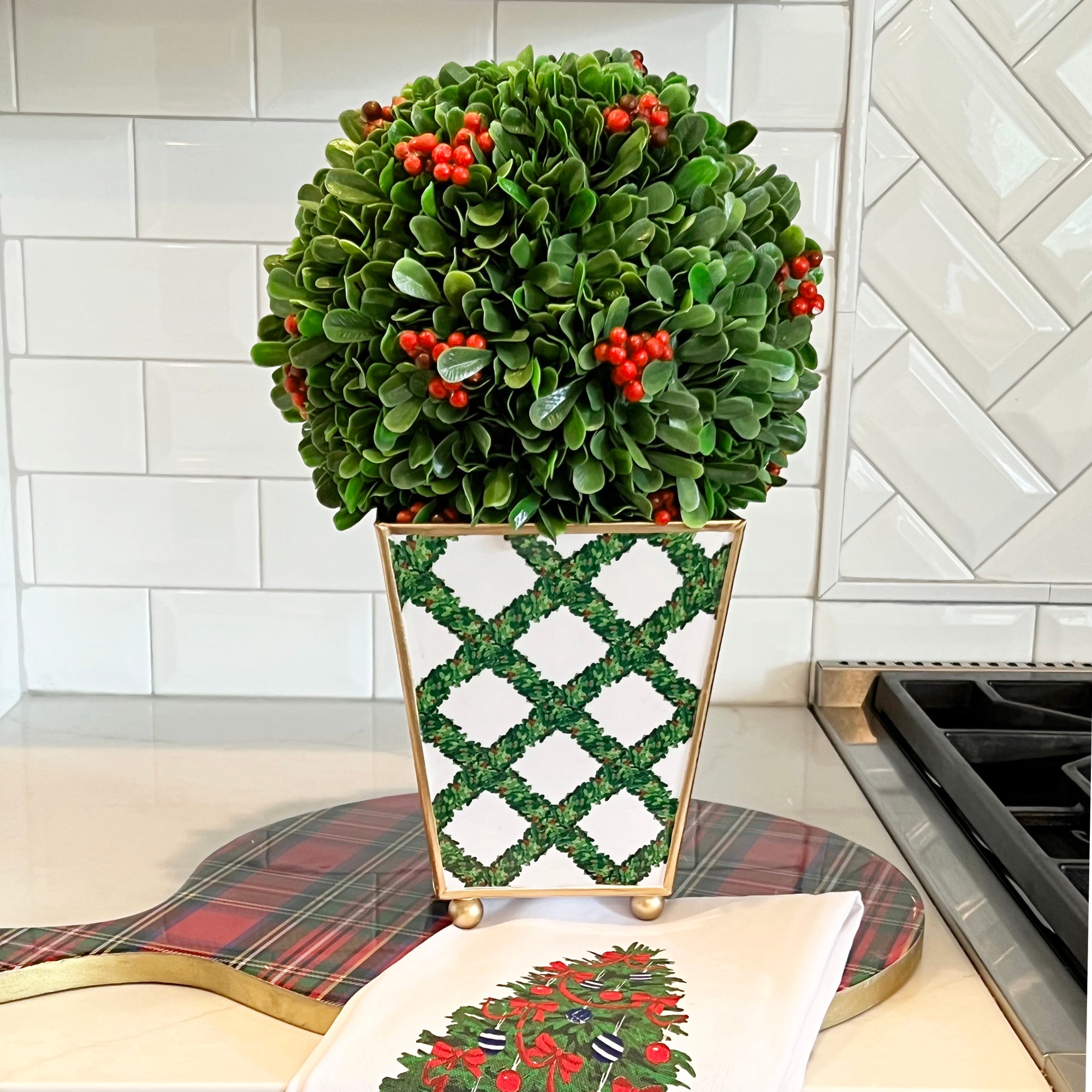 WH Hostess x Jaye's Studio: Boxwood Lattice 6" Cache Pot