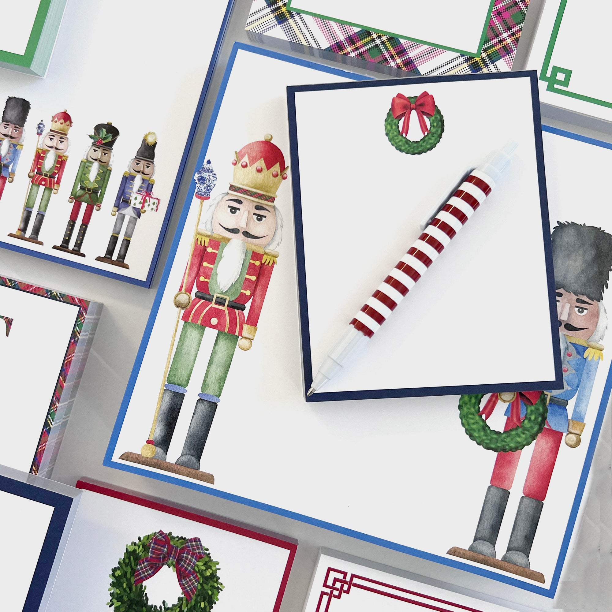 Stock Shoppe: 4.25x5.5 Christmas Wreath Notepad