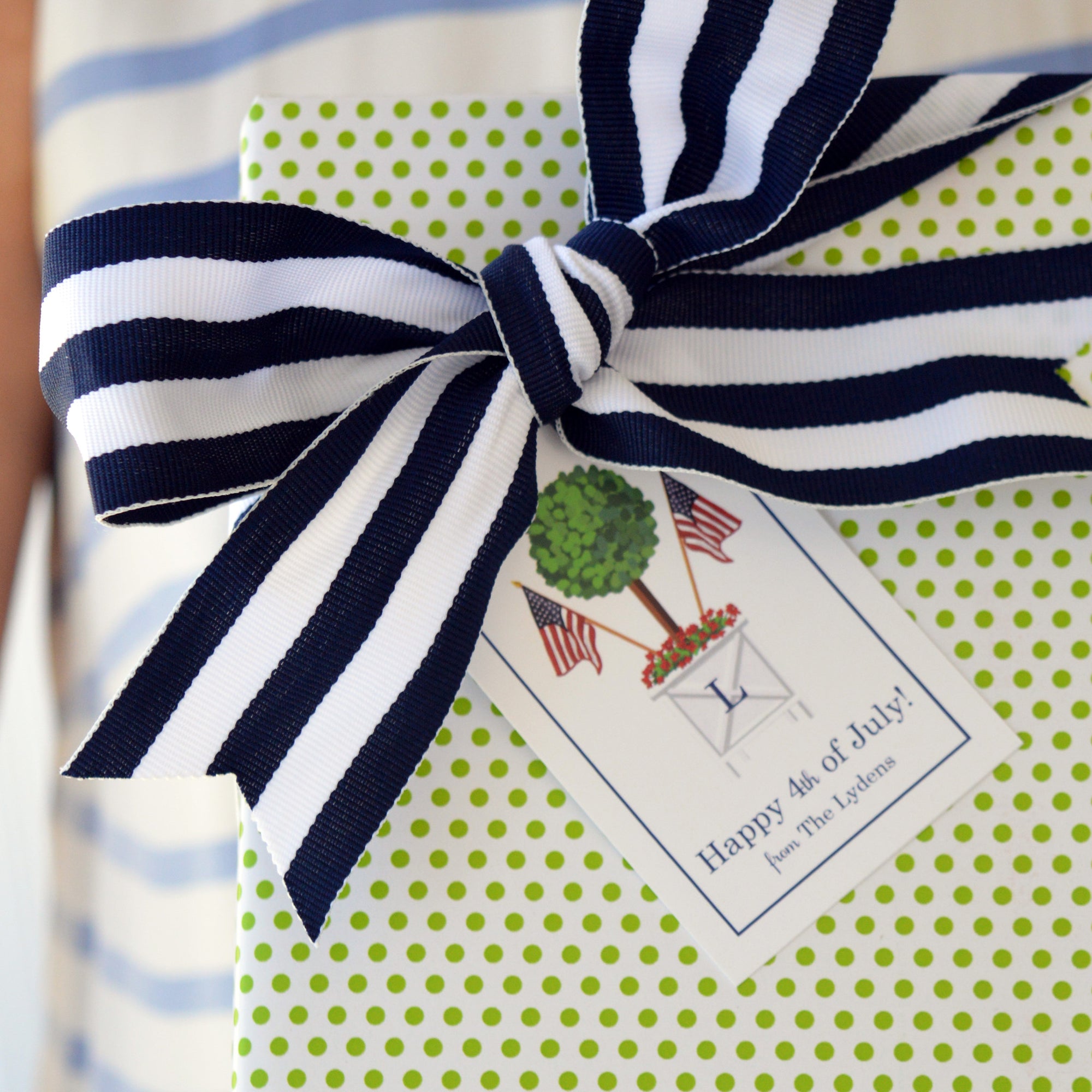 Patriotic Topiary Personalized Gift Tags